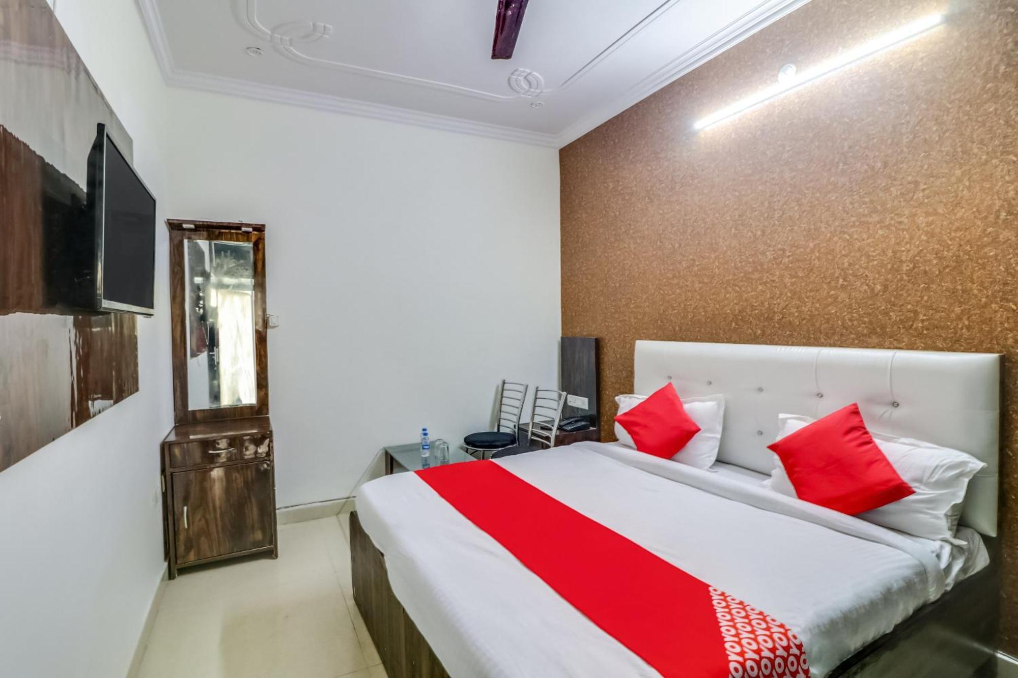 Hotel O Rodstar Chinhat Exterior photo