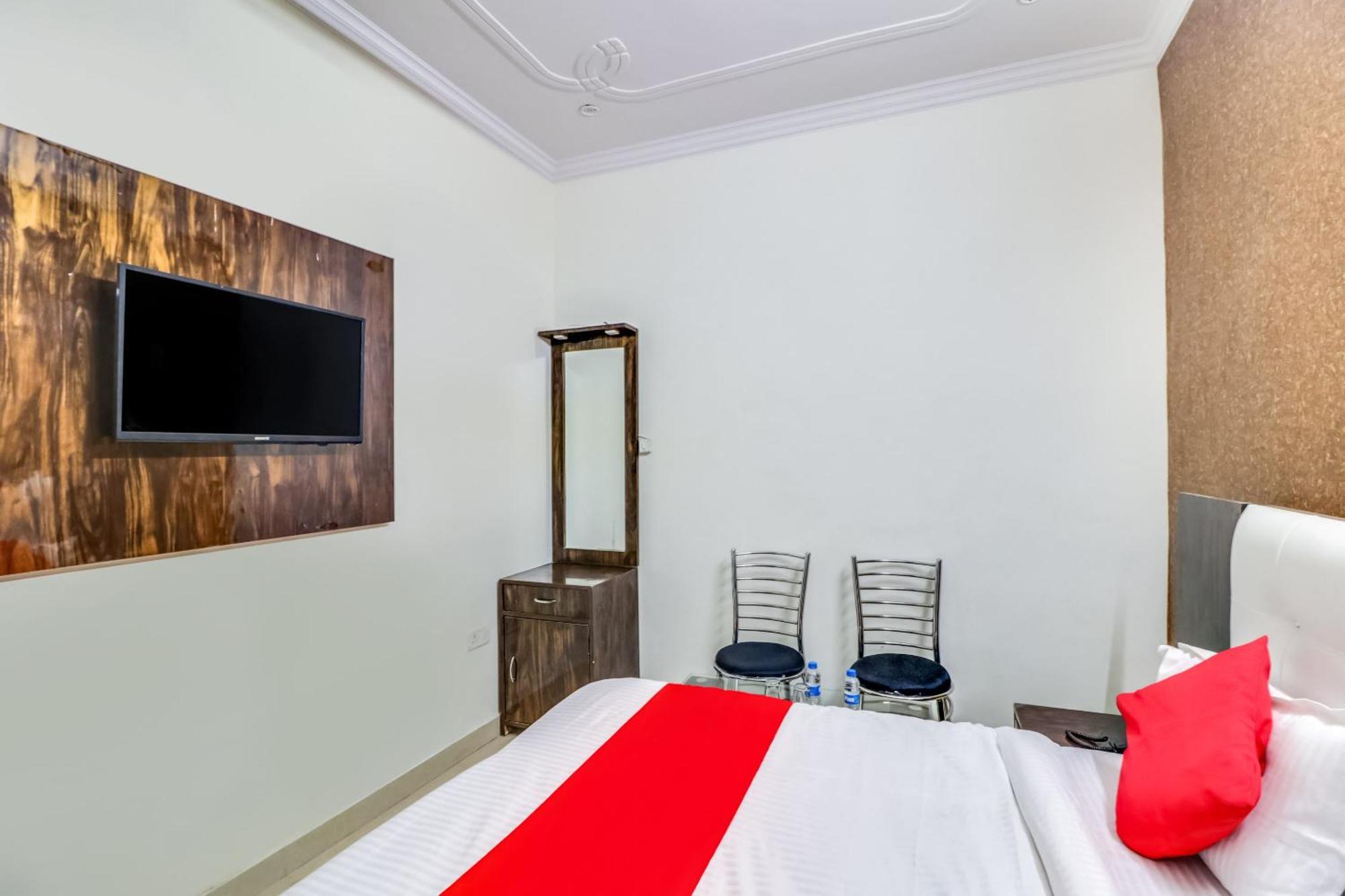 Hotel O Rodstar Chinhat Exterior photo